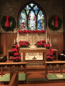 Holiday Decorations - St. Luke's Episcopal Church